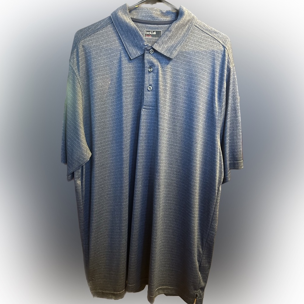 Men’s lightweight shirt.Gently used and in good condition.